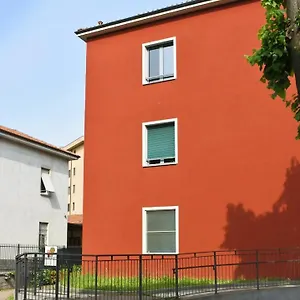 Di - Malpensa , Saronno Italie